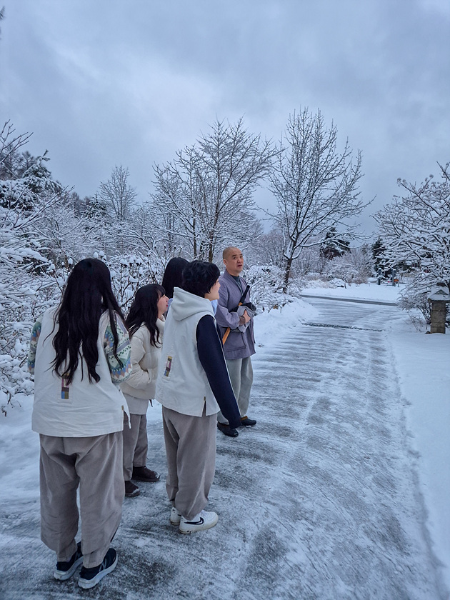 be351b81cceaa682d370ef2de9eb564d_1768969955_7139.jpg be351b81cceaa682d370ef2de9eb564d_1768969955_7139.jpg